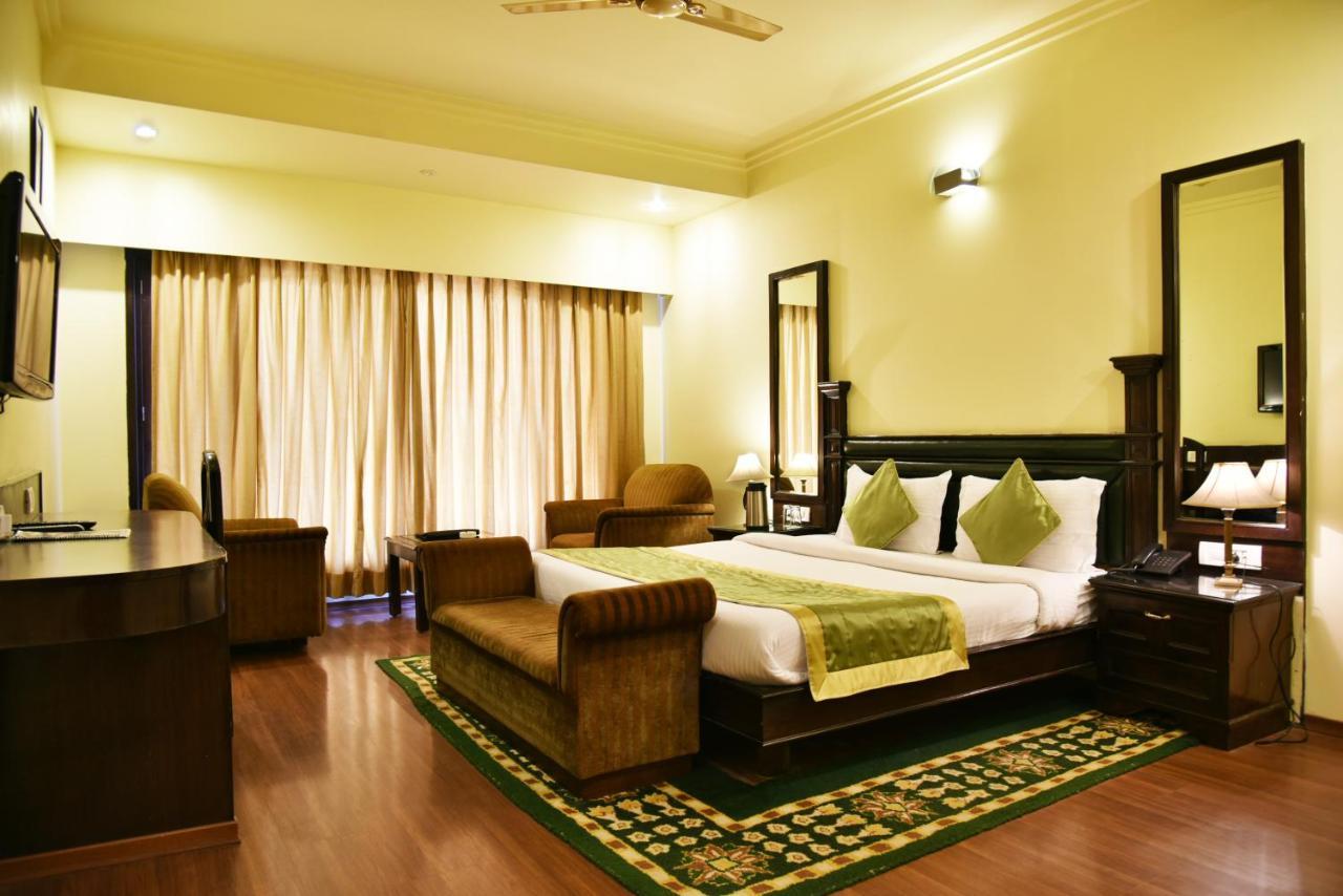 דלהאוזי Indraprastha Resort מראה חיצוני תמונה