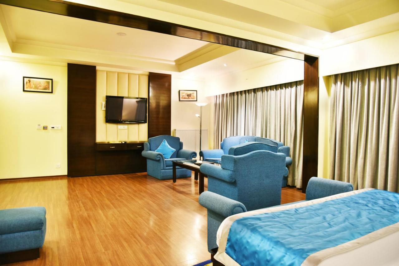 דלהאוזי Indraprastha Resort מראה חיצוני תמונה