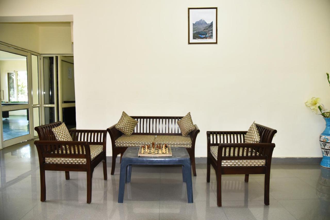 דלהאוזי Indraprastha Resort מראה חיצוני תמונה