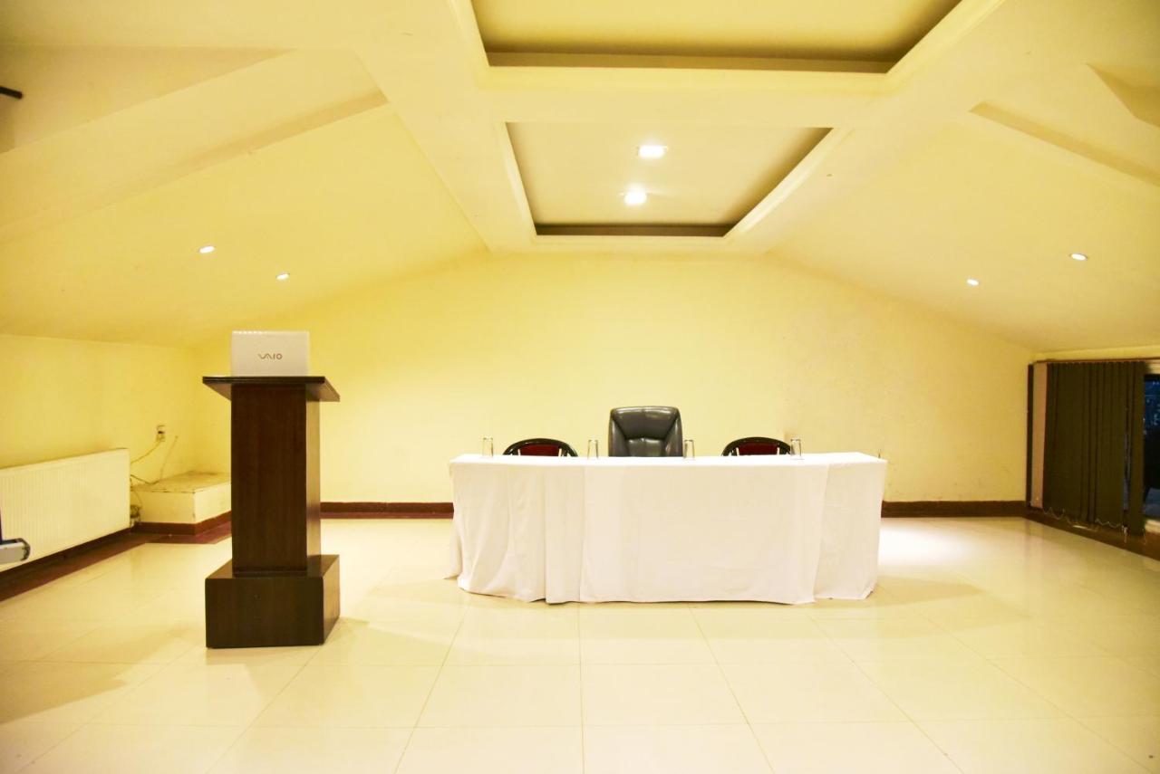 דלהאוזי Indraprastha Resort מראה חיצוני תמונה